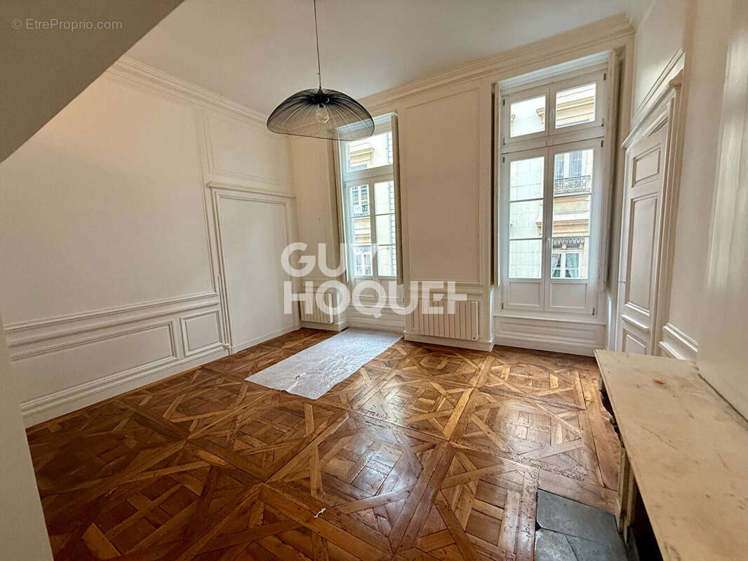 Appartement à LYON-2E