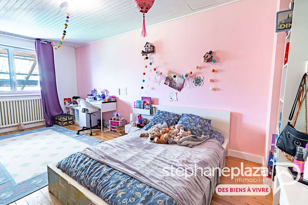 Maison à DOMPIERRE-SUR-CHALARONNE