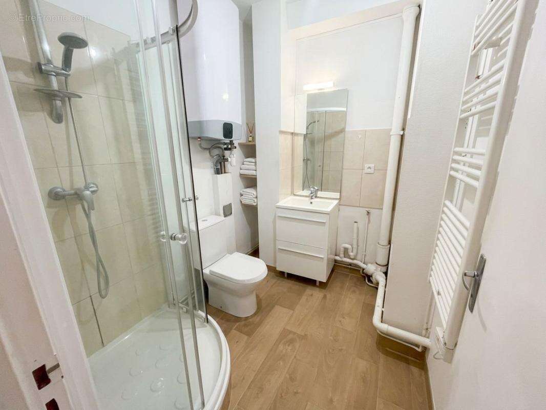Appartement à PARIS-11E