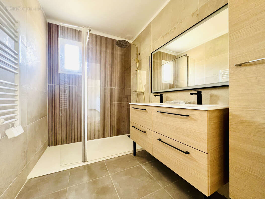 Maison à LE BOUSQUET-D'ORB