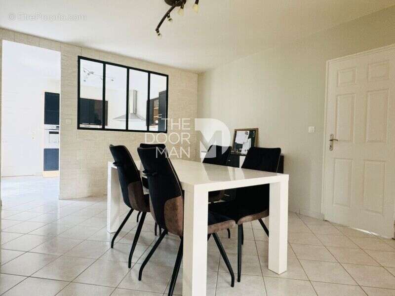 Maison à BONCHAMP-LES-LAVAL