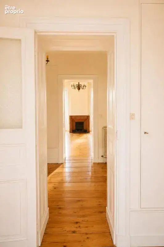 Appartement de caractère avec vue dégagée – Centre du Puy - photo 13