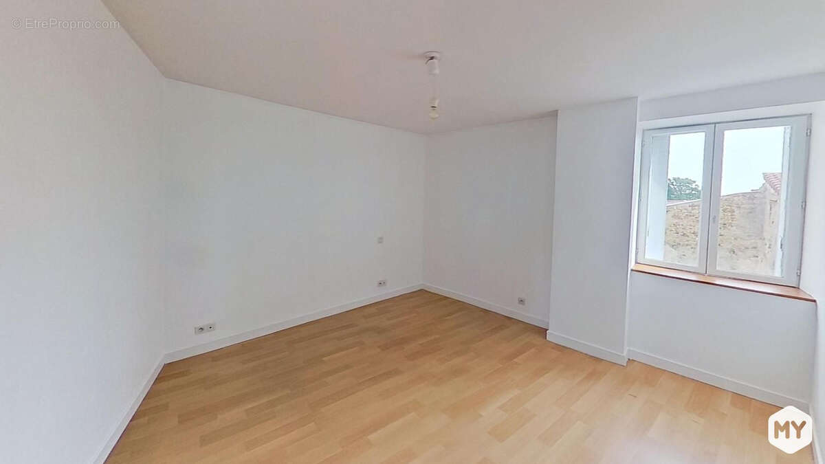 Appartement à VERTAIZON
