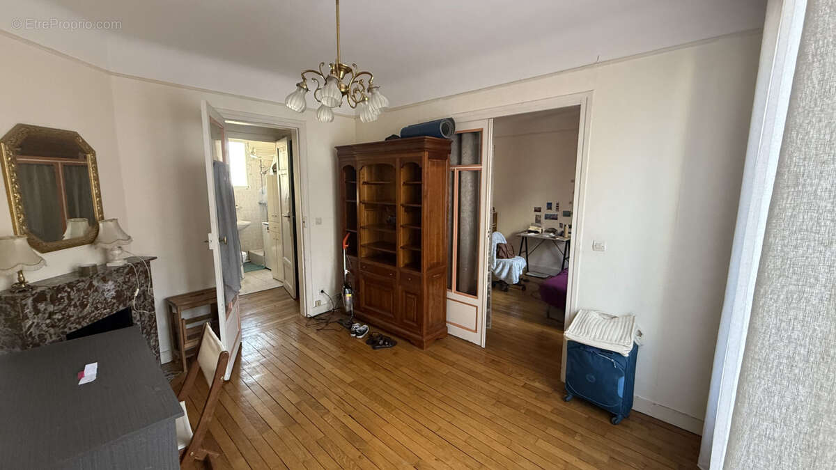 Appartement à PARIS-12E