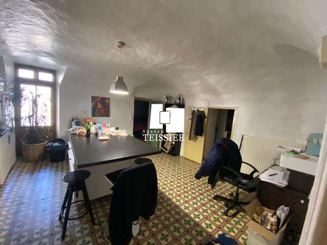 Maison à SAINT-PAUL-LE-JEUNE