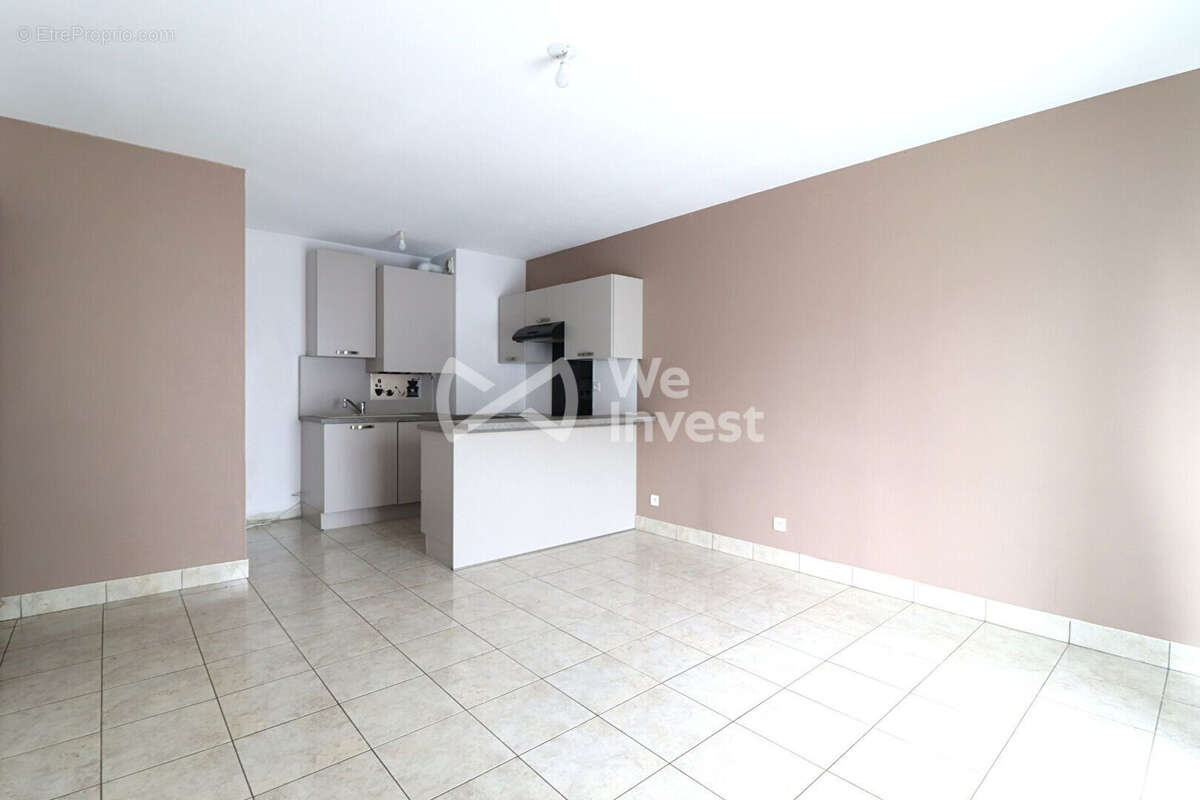 Appartement à AUDUN-LE-TICHE