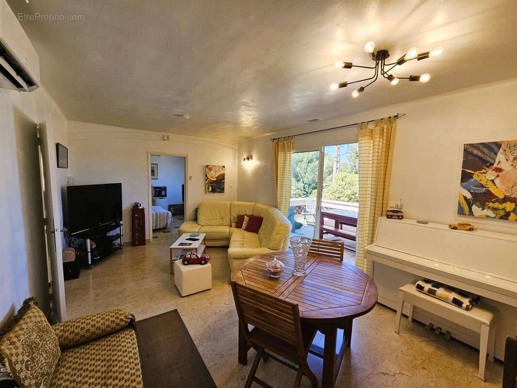 Maison à SAINT-MANDRIER-SUR-MER