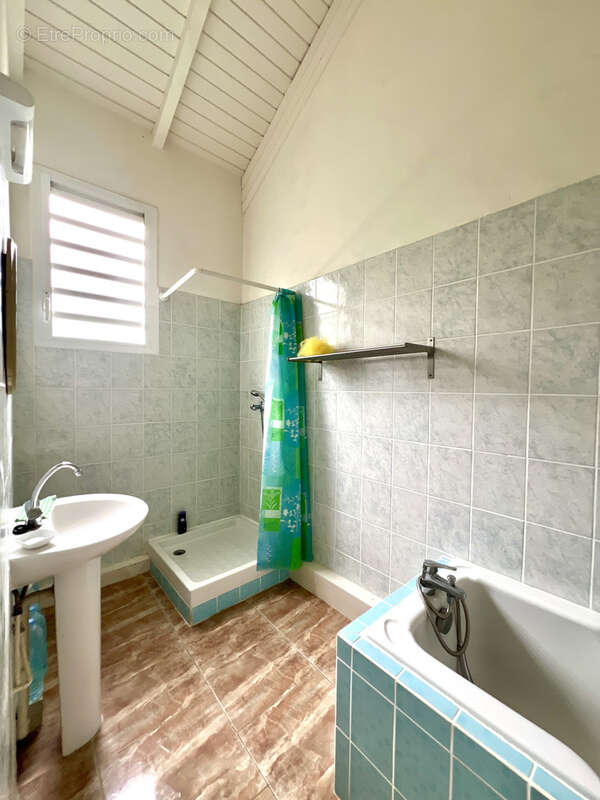 Villa en vente à Gourbeyre - photo 7