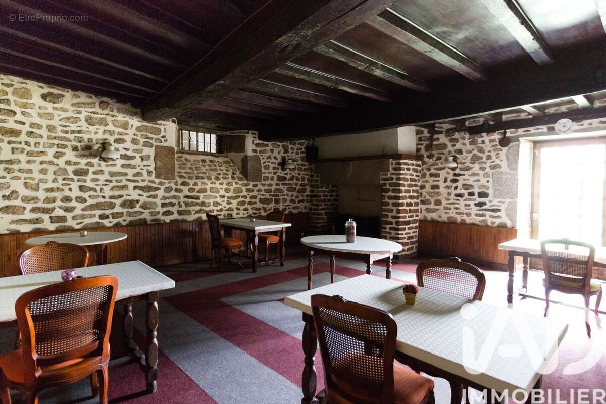 Photo 8 - Appartement à SAUVIAT-SUR-VIGE