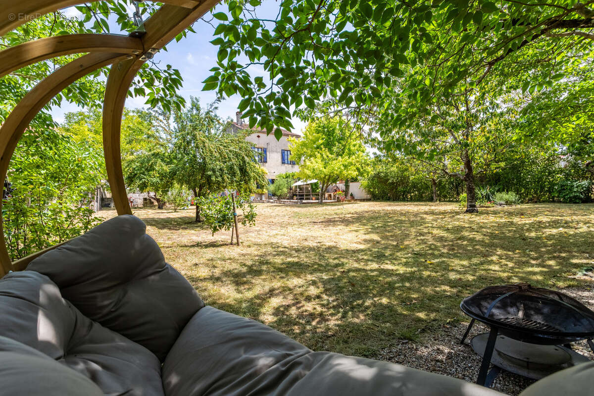 Maison de village avec jardin - photo 6