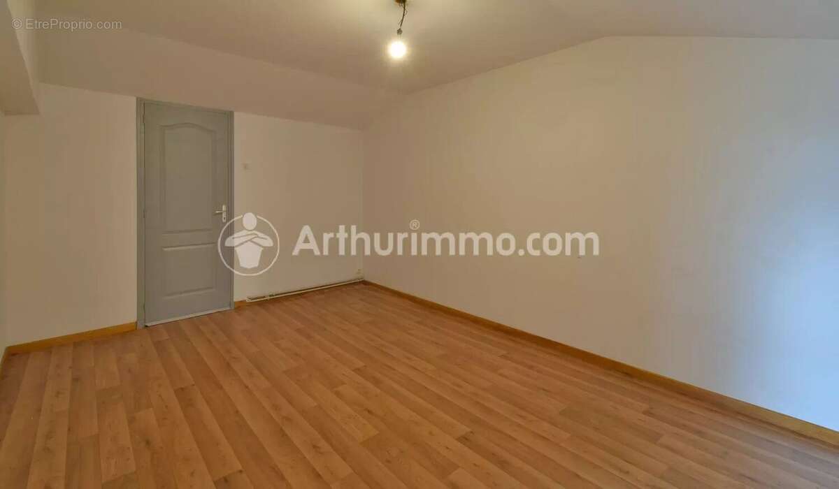 Maison à CASTELMAUROU