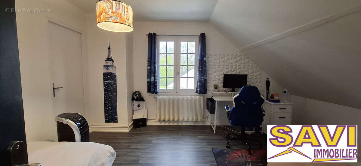 Maison à FERRIERES-EN-GATINAIS