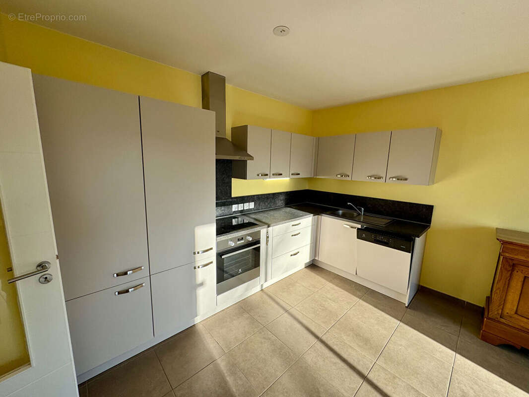 Appartement à SAINT-MARTIN-BOULOGNE