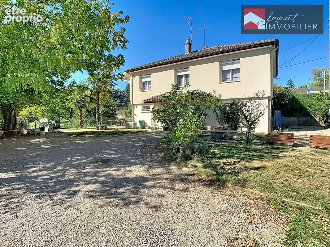 Maison sur sous sol complet, 4 chambres - 01190 PONT DE VAUX - photo 2