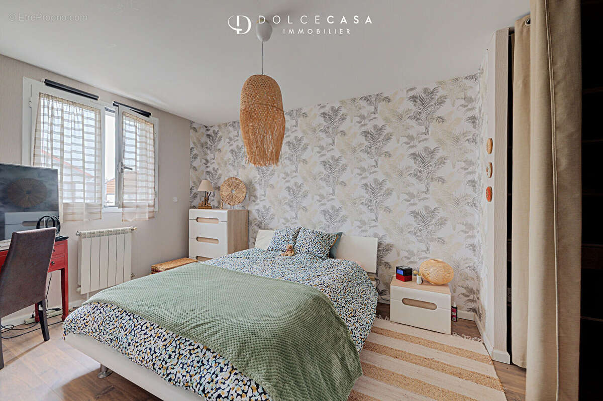 Maison à LE PERREUX-SUR-MARNE