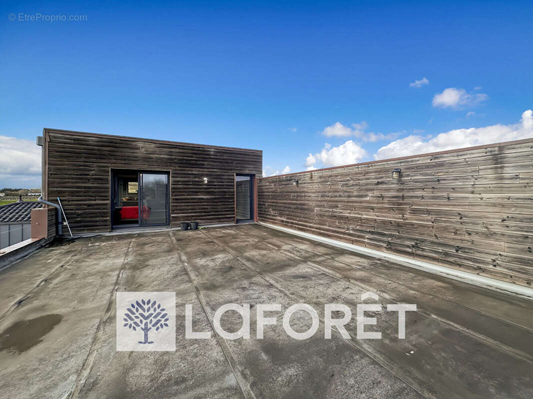 Maison à PREGUILLAC