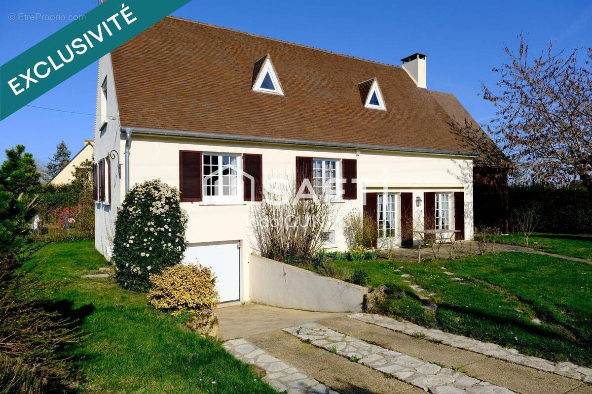 Photo 1 - Maison à GOMETZ-LE-CHATEL
