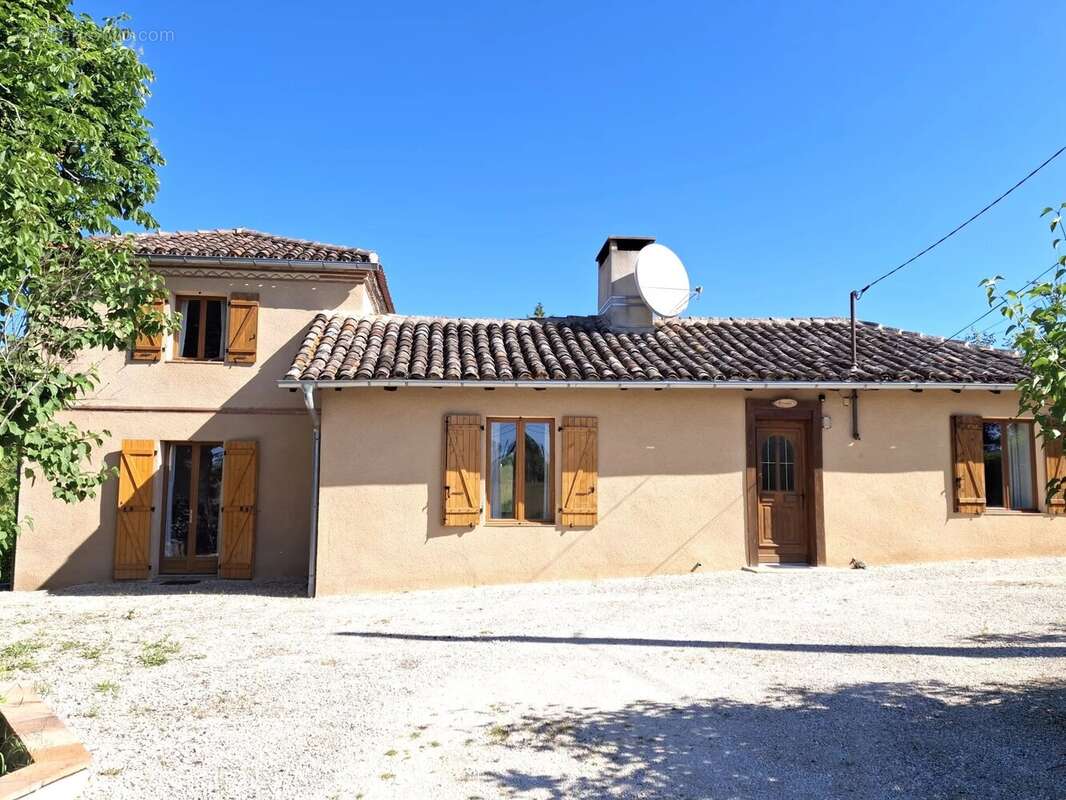 Maison à SAINT-JEAN-DU-BOUZET