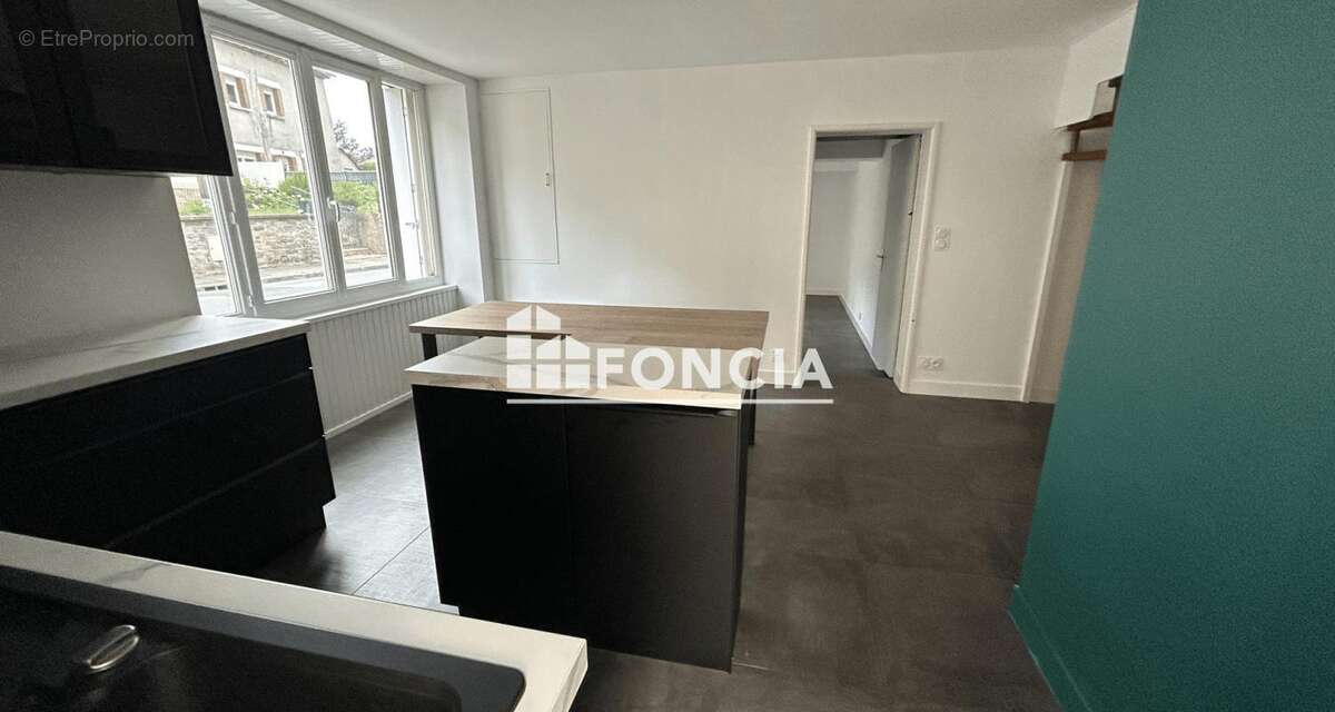 Appartement à MELESSE
