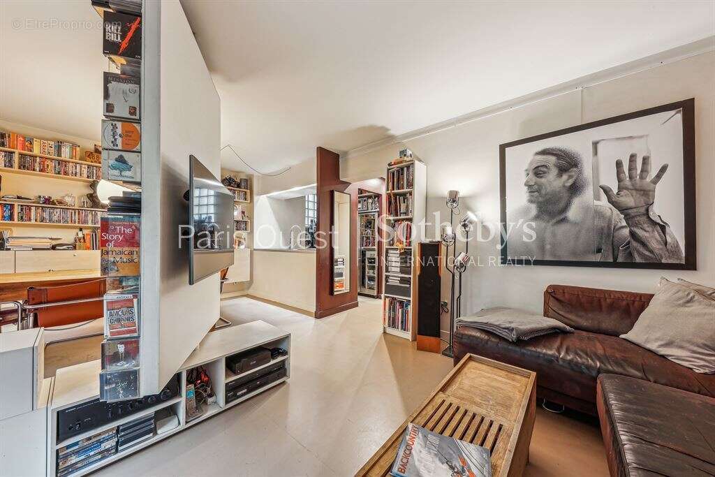 Appartement à PARIS-10E