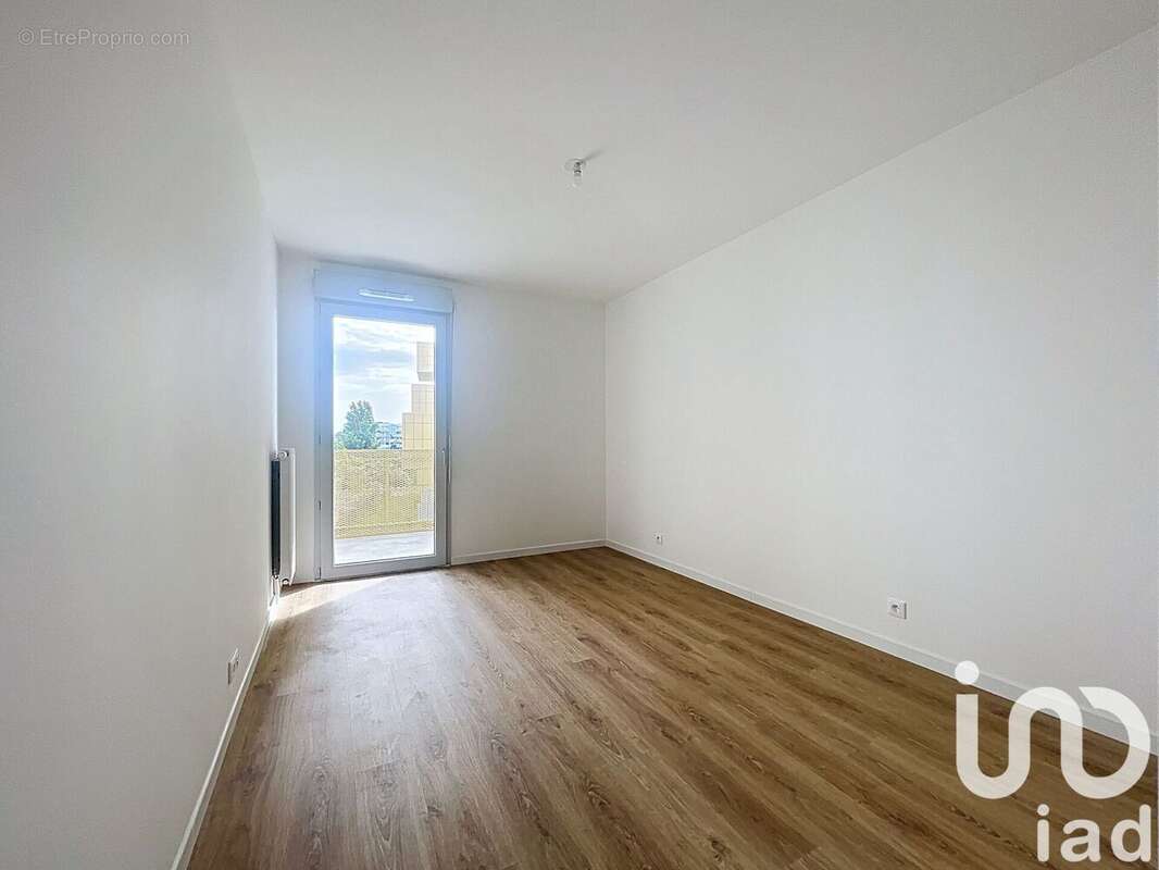 Appartement 80 m² à Reims  - photo 8