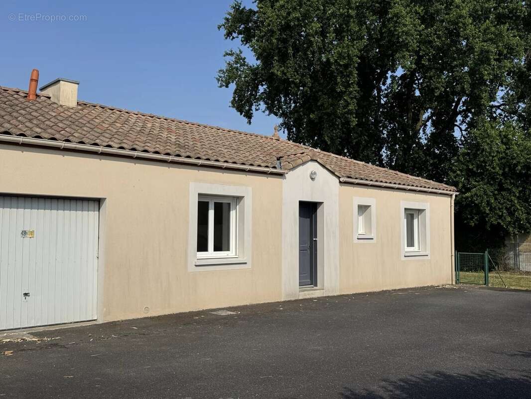 Maison à LES SORINIERES