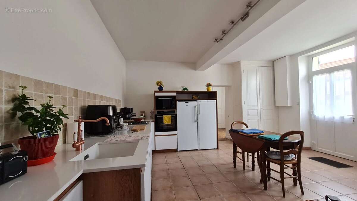 Maison à BAILLEAU-ARMENONVILLE