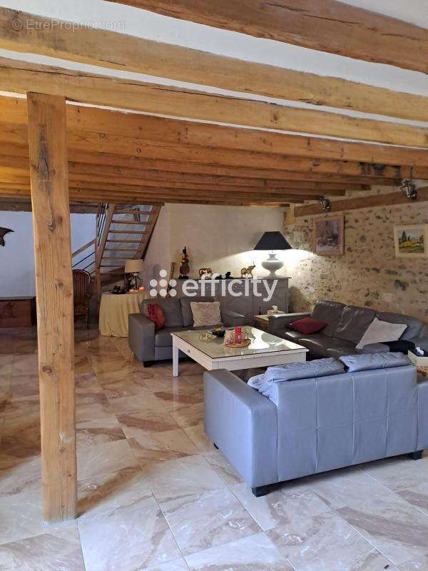 Maison à VERETZ