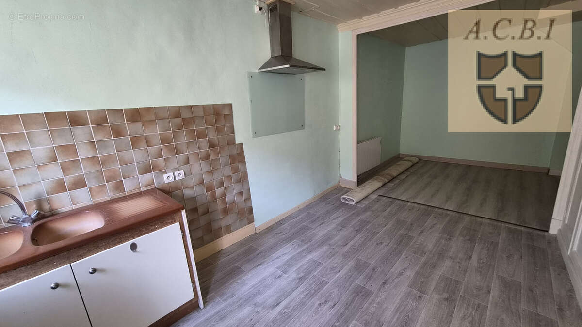 Maison hyper  centre oucques  coeur de ville - photo 9