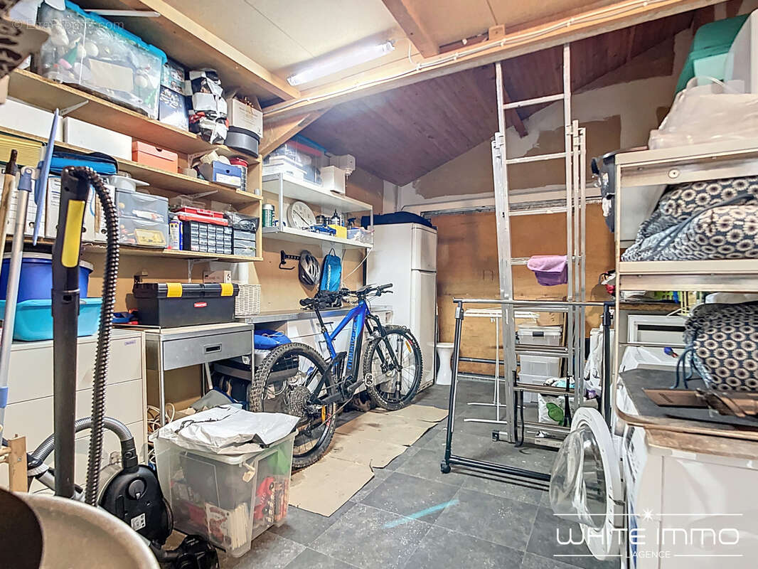 Maison à FRANCHEVILLE