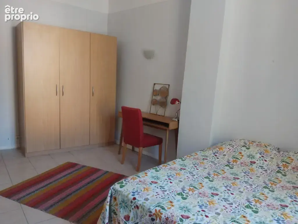 Grand t2 vue degagee place clemenceau - photo 7