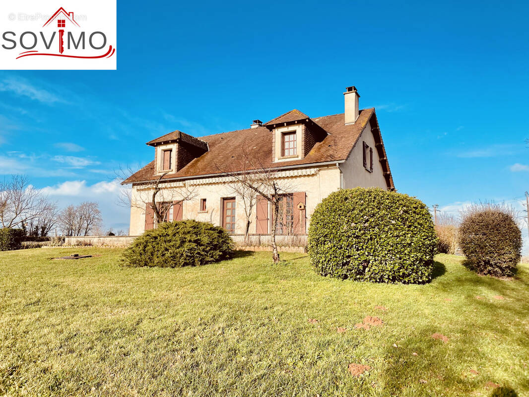 Maison à PRESSAC