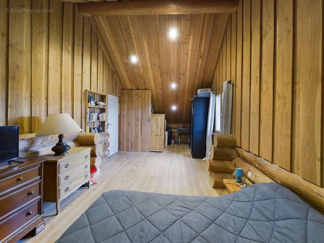 Maison à DOMPIERRE-EN-MORVAN