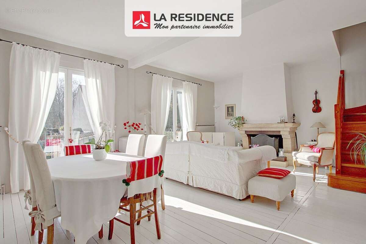 Maison 105 m² à La Verriere  - photo 2