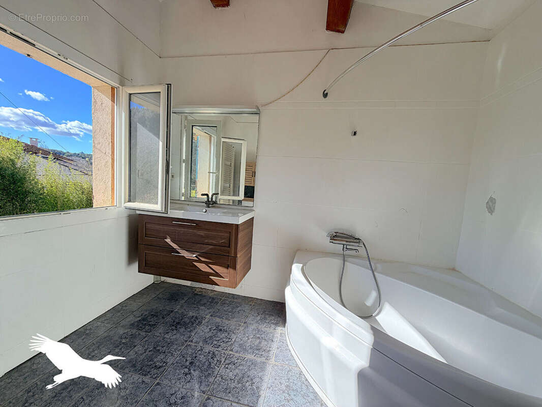 Maison à ROQUEVAIRE