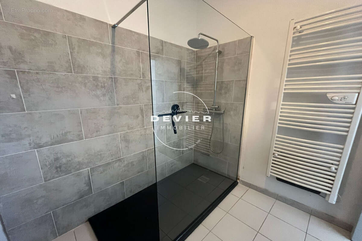 Appartement à SAINT-GENIES-DES-MOURGUES