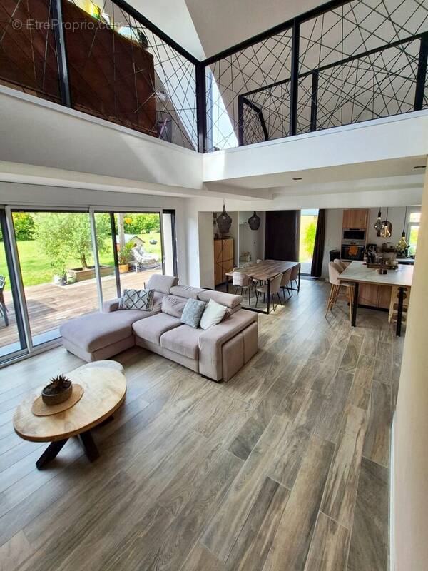 Maison à SEBOURG