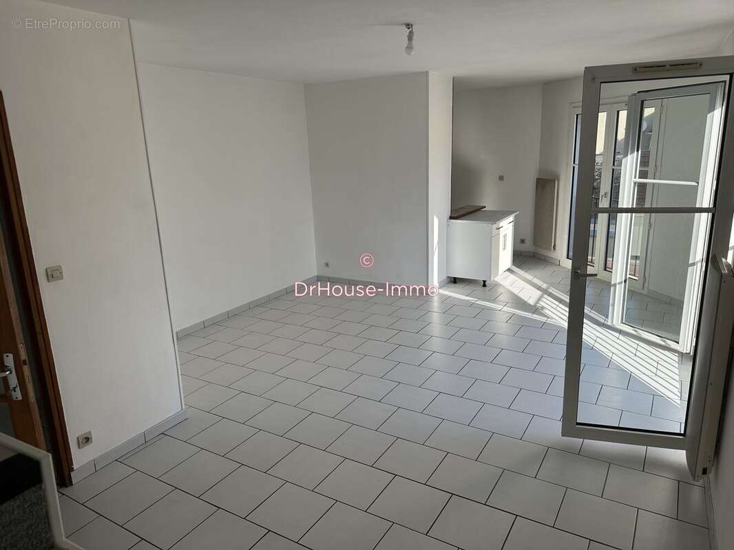 Appartement à MANTES-LA-JOLIE