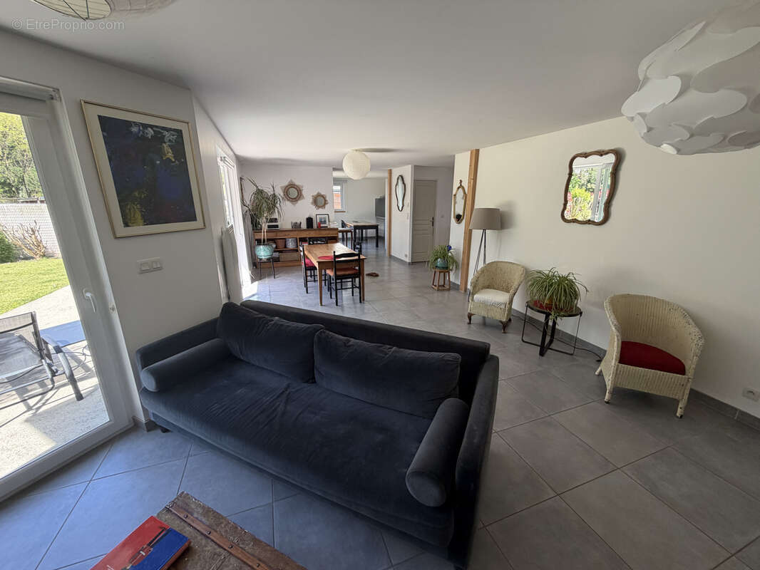 Maison à PLOUIGNEAU