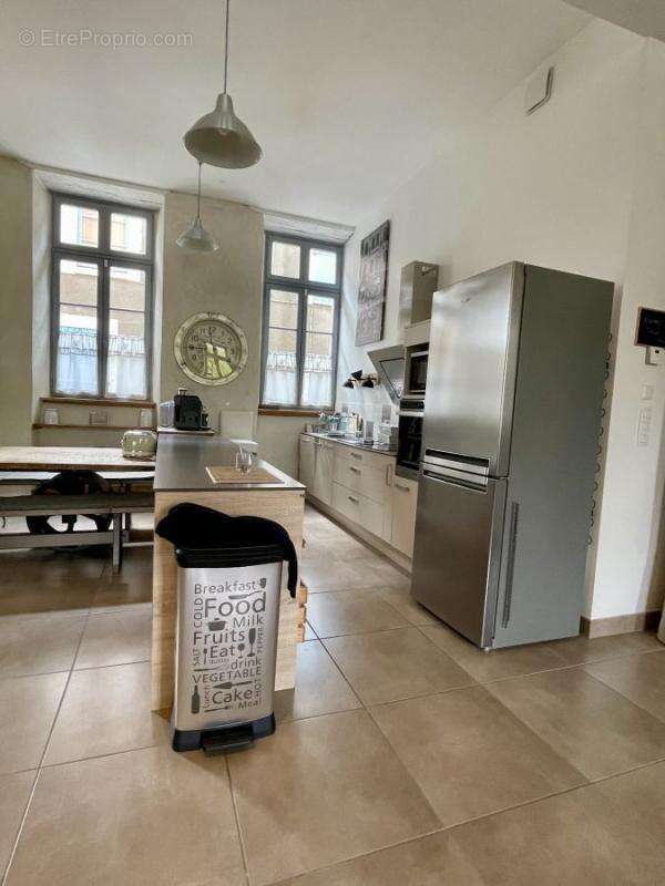 Maison à CASTELNAU-MONTRATIER