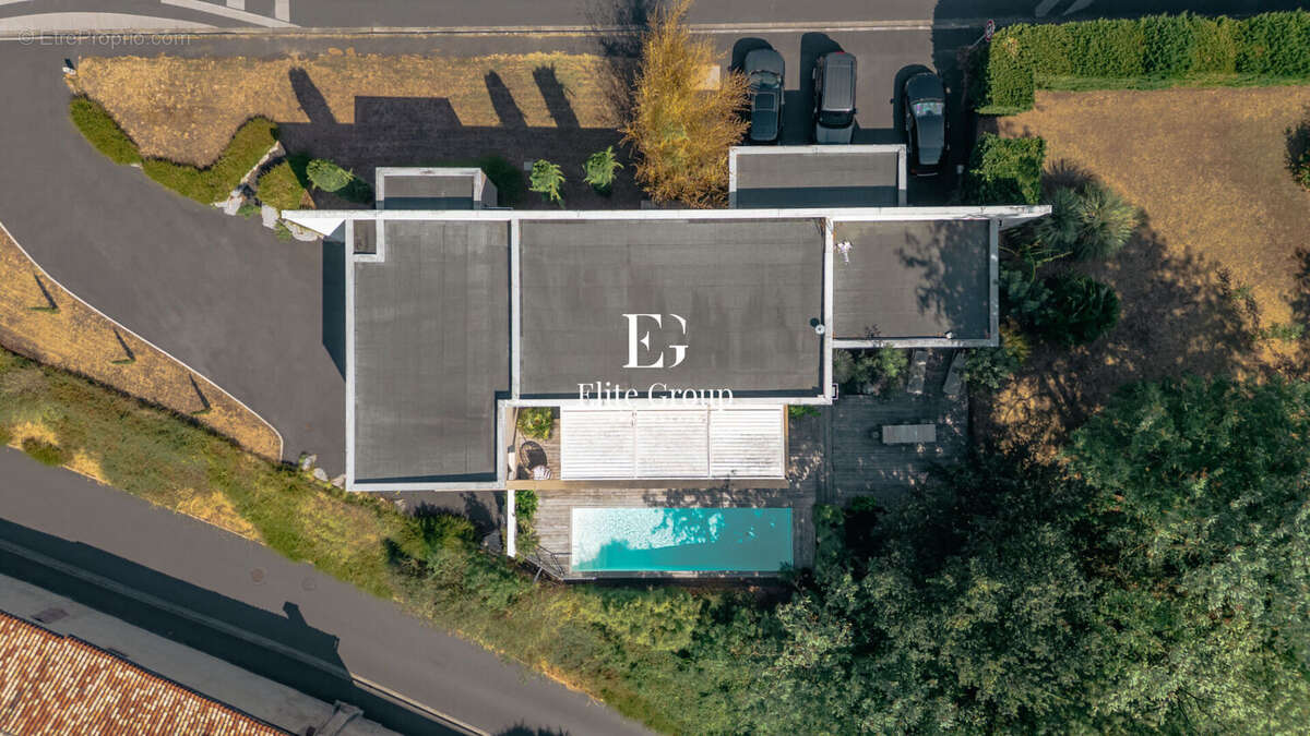 Superbe maison d'architecte avec vue degagee - photo 18