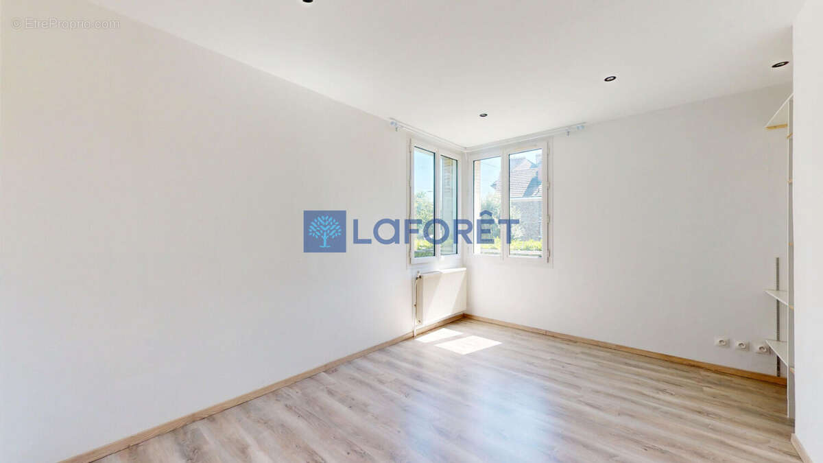 Appartement à ATHIS-MONS