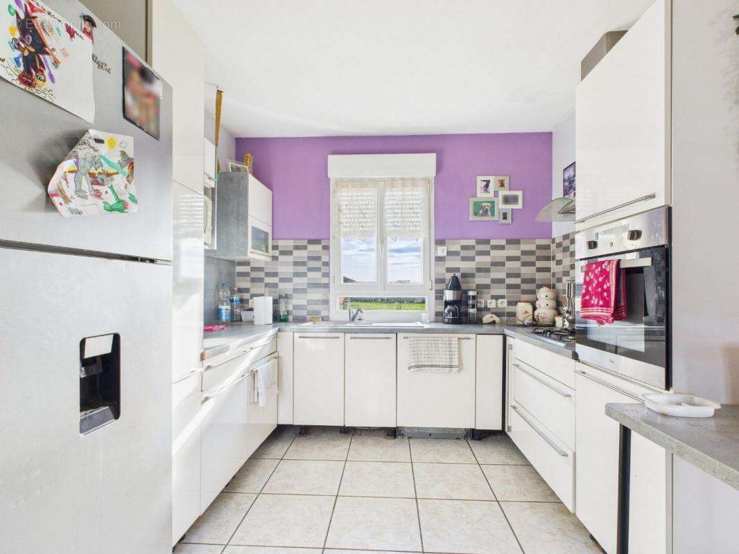 Maison à MESNIL-BRUNTEL