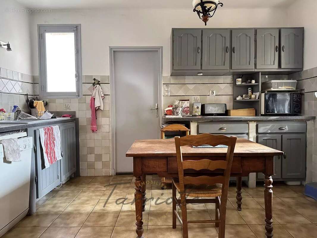 Maison à MONTELIMAR