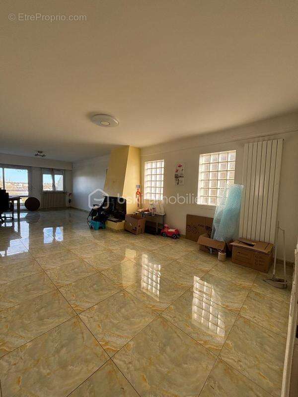 Maison à NEUILLY-PLAISANCE