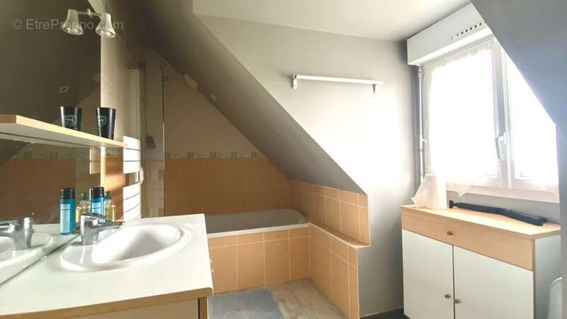 Maison à SAINT-NOLFF