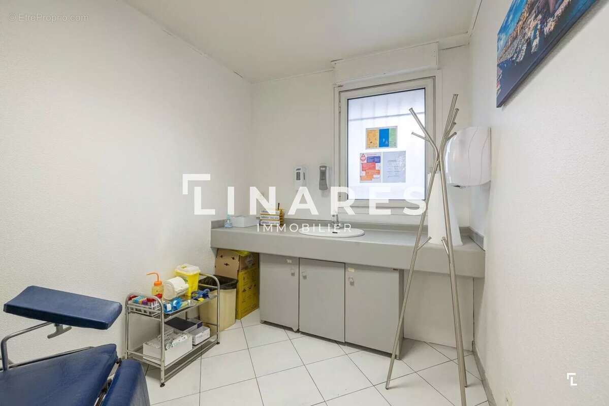 Commerce à MARSEILLE-13E