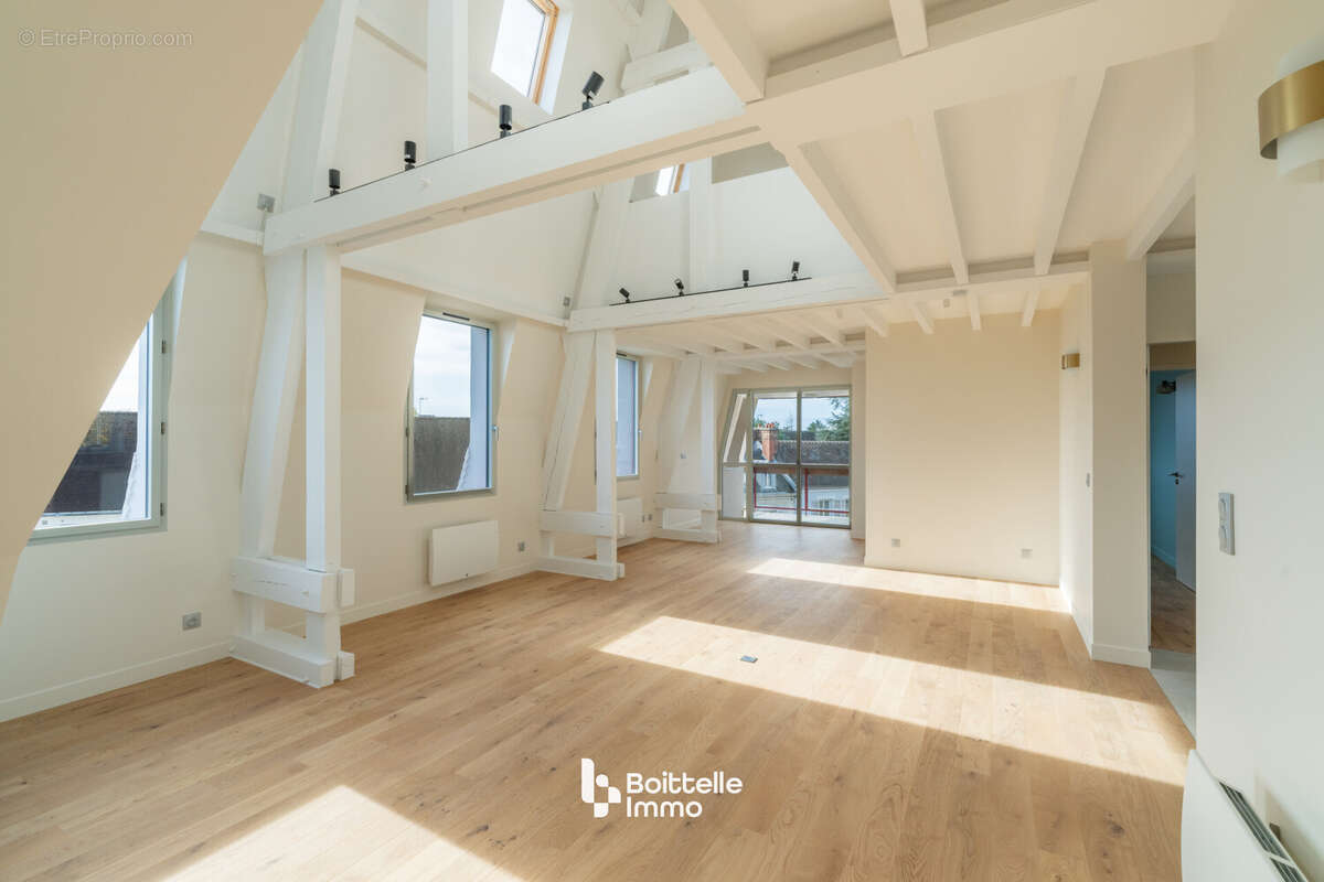 Appartement à FONTAINEBLEAU