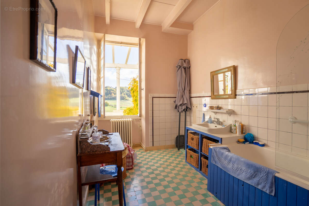 Maison à BAGAT-EN-QUERCY