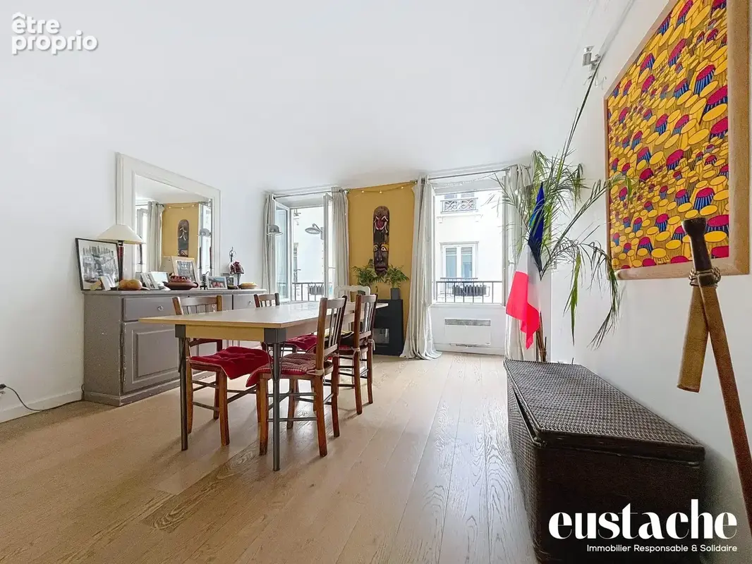 Appartement 4 pièces 80 m² à vendre à Paris-10e (75010) - photo 2